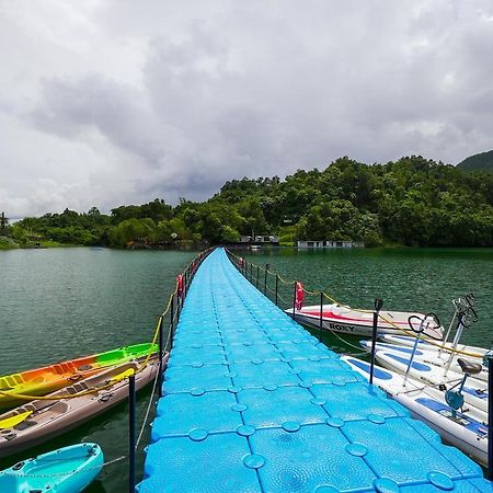 Roxy Tasik Biru Resort City Bau المظهر الخارجي الصورة