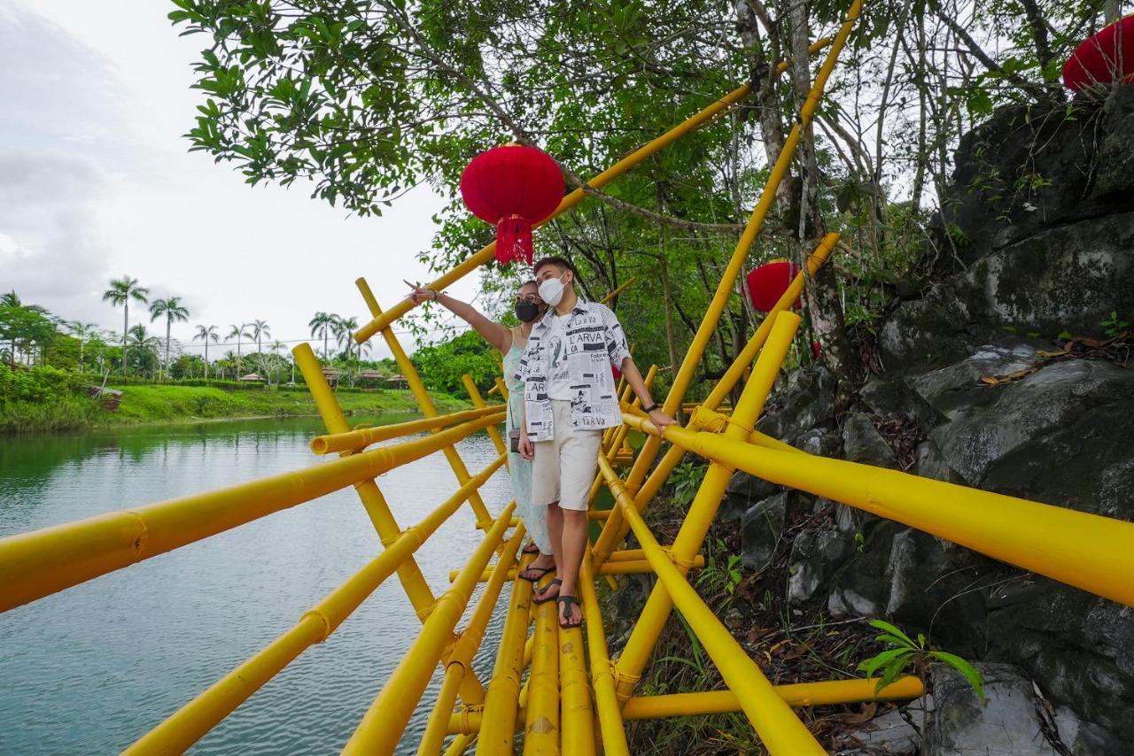 Roxy Tasik Biru Resort City Bau المظهر الخارجي الصورة