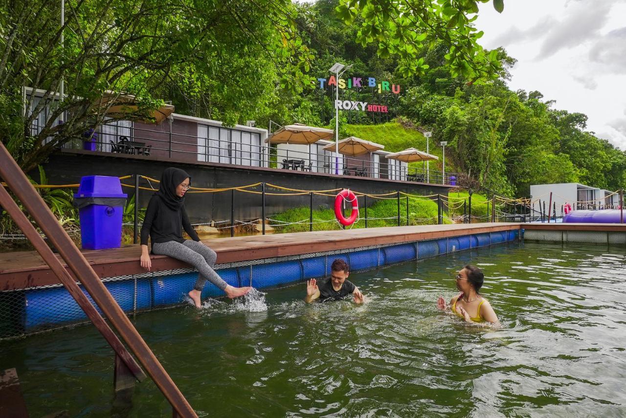 Roxy Tasik Biru Resort City Bau المظهر الخارجي الصورة